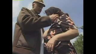 Grannies soti nan peyi a