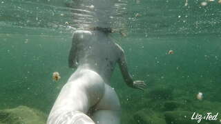 ���ેક્સ નદી પર