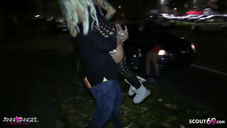 Napalone szczupła seks-bomba Annie Anioł Ao pieprzy się w samochodzie przez użytkownika