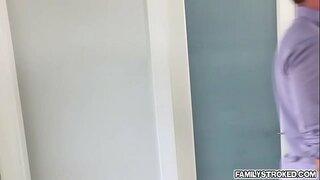 טיפאני ווטסון אותה קייל דפוק, מסריח, ליקק אחד את השני.