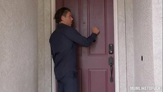 Milf อีวา Notty crams ของเธอแน่นจิ๋มใหญ่มากเธอเลือดไหลเยอะมากกับดิ๊กในขณะที่เธอก้าวหน้าอกอิทธิพลต่อ