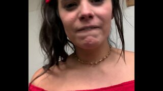 ���ዳዲስ ግምገማዎች. አዳዲስ ግምገማዎች በይፋ በመደገፍ ታዳጊ Babe ቅድሚያ ግምገማ በግራ Instagram ለእርሷ ቅድሚያ የሚሰጡዋቸውን